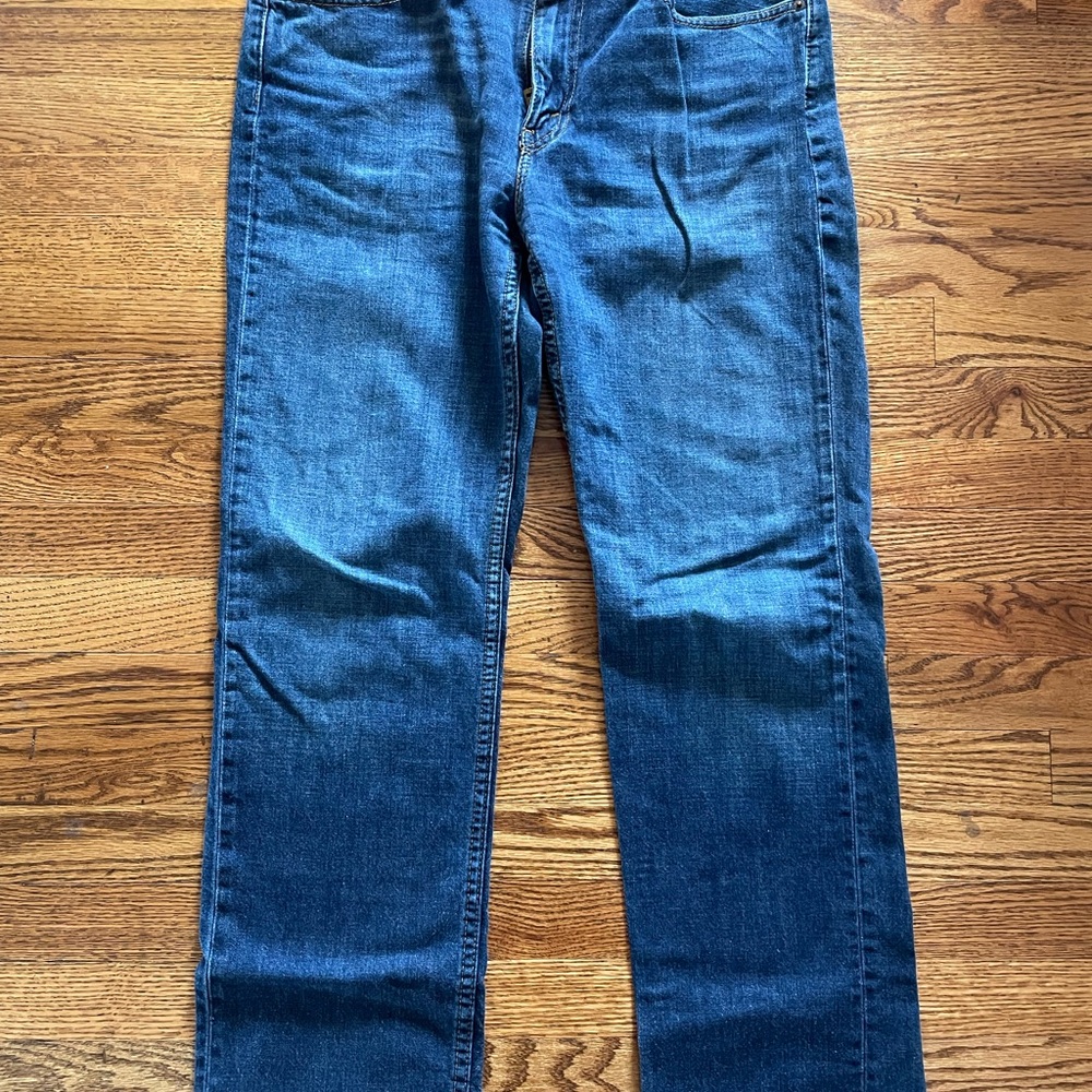 Levi’s 514 straight leg jeans 33 x 32